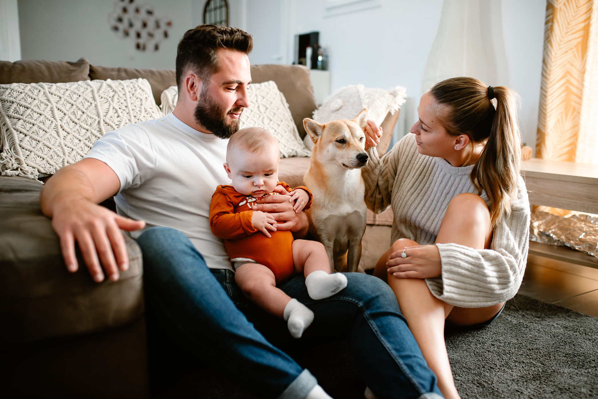 photographe famille bourgoin jallieu - séance photo à domicile - floriane veyrenc